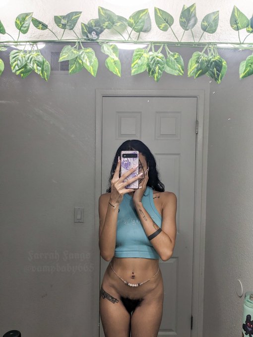 Girls with a bush >>> https://t.co/dz8waBj4UT