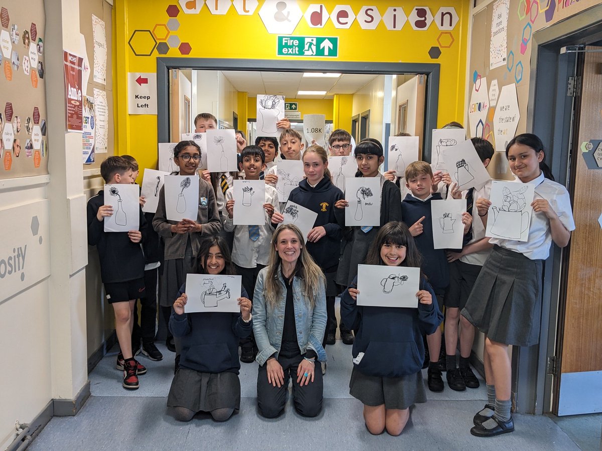 Plazalskisuilv's tweet image. Thoroughly enjoyed drawing with our prospective S1&apos;s today! 🌟🎨