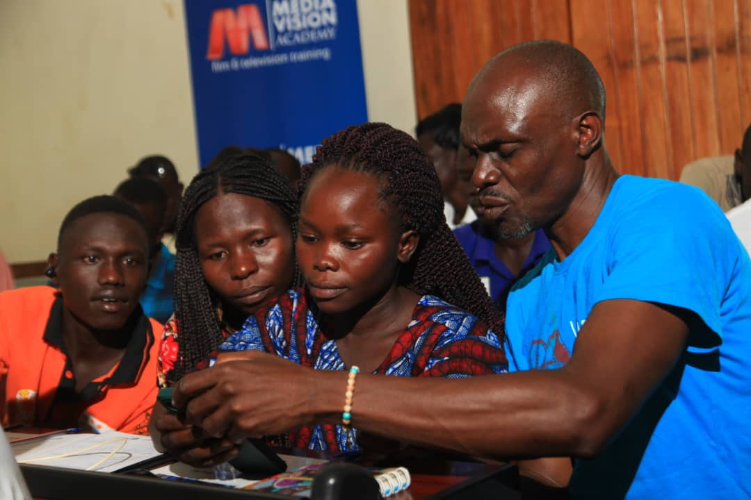 Multi media training Moyo