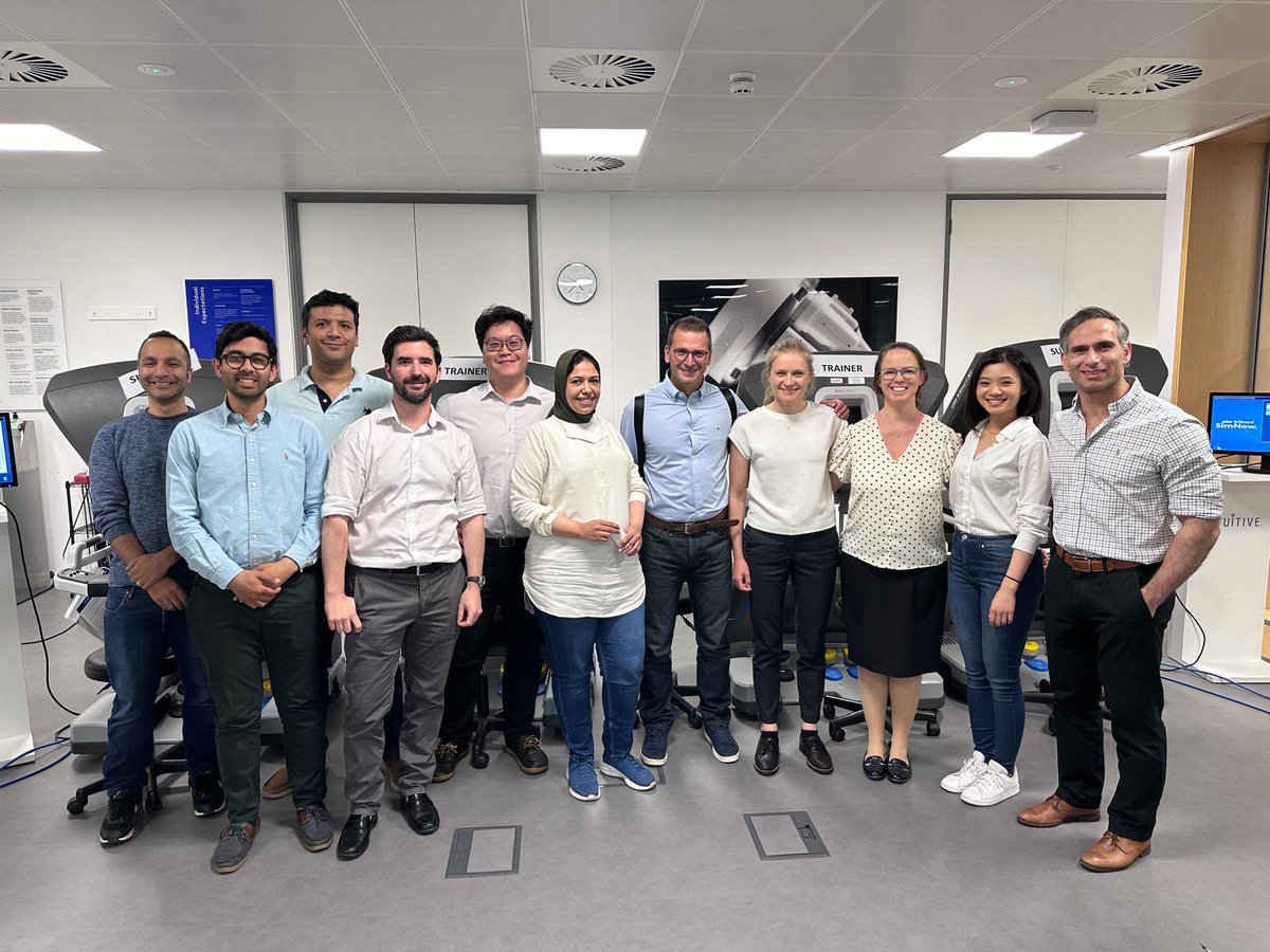 Roux X <a href="/IntuitiveSurg/">Intuitive</a> Upper GI Robotics Day in Oxford

May 13 2024

Look forward to many more training collaborations like this! #RoboticSurgeonsOfTomorrow