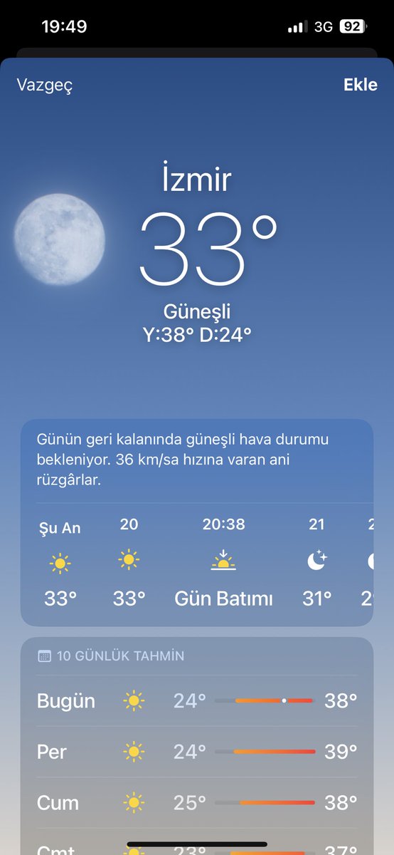 tugce_dasdan's tweet photo. bu sıcak havada izmirde dövme yaptırmış olmam dangalaklığı.. https://t.co/xX3aJYhp27