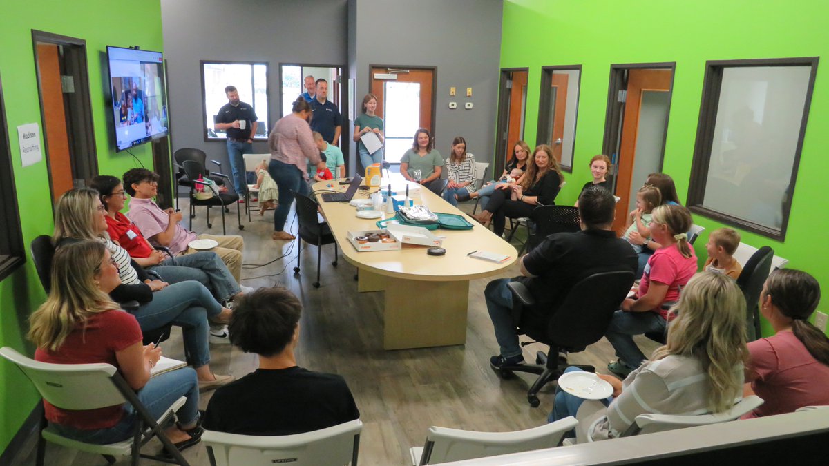AppleTreeIndy's tweet photo. AppleTree Staffing's bring your kids to work day 2024

#AppleTreeStaffing #hiring #jobs #opentowork #recruiting #NoTempJobs #Indianapolis #Greenwood #Bloomington https://t.co/NyJECsNxI8