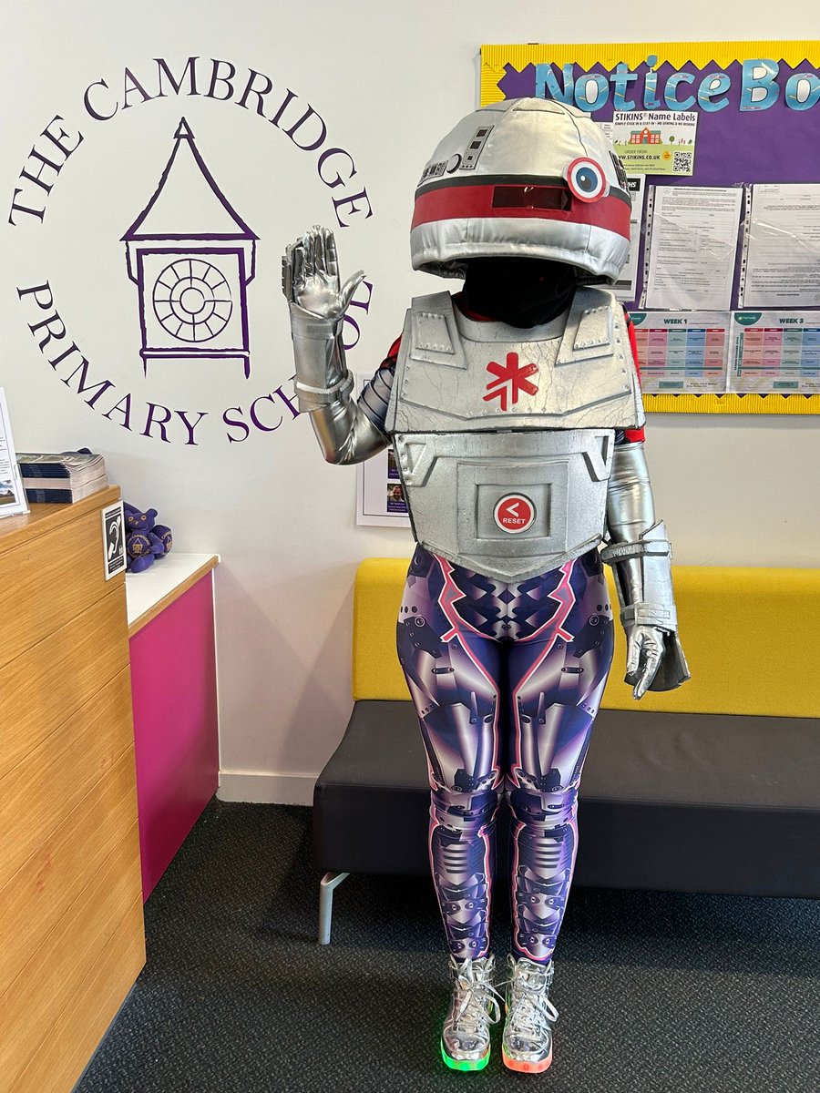 gwtp_uk's tweet image. What a fabulous time we've had running an #EcoCodingAdventure for the children at The Cambridge Primary School in Aldershot, thanks to the generous support of @8x8
And thank you to Simon Ward for volunteering your time to help us, the teachers and the children!
#STEM #Coding