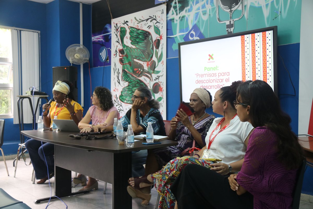 Fac. Comunicación UH tweet media