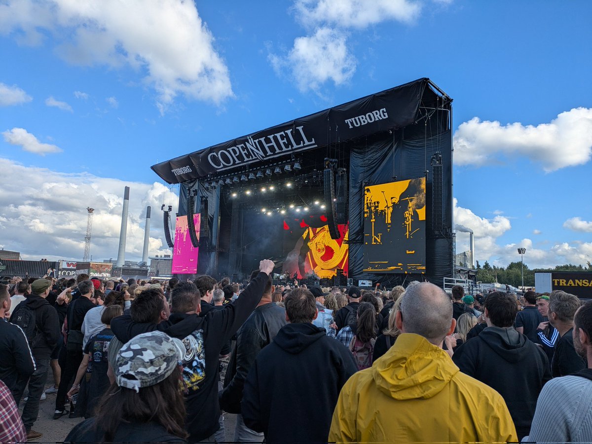 peterbrodersen's tweet image. Publikumsrekord til The Offspring: 1.666.666 deltagere! #Copenhell