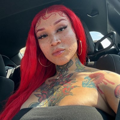_Rianah's tweet photo. #NewProfilePic https://t.co/l85miBJZCA