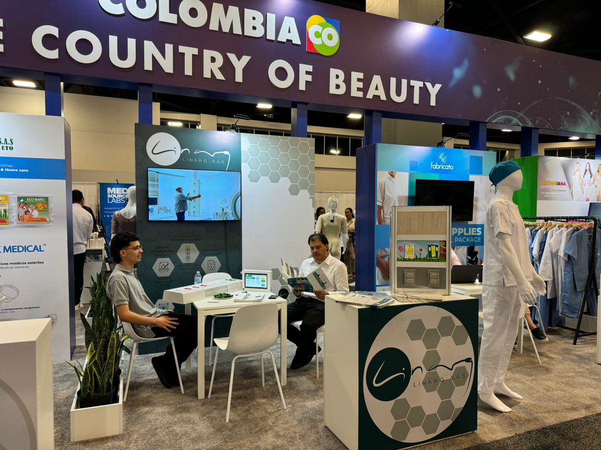 PROCOLOMBIACO's tweet image. ⚕️First day in @FIMEShow at the @TheMiamiBeachCC, where 8 #ColombianOrigin companies are showcasing #TheCountryOfBeauty’s 🇨🇴 excellence in medical devices and healthcare solutions to over 15,000 healthcare visitors. #FIME2024 #ColombianInnovation #GlobalHealth