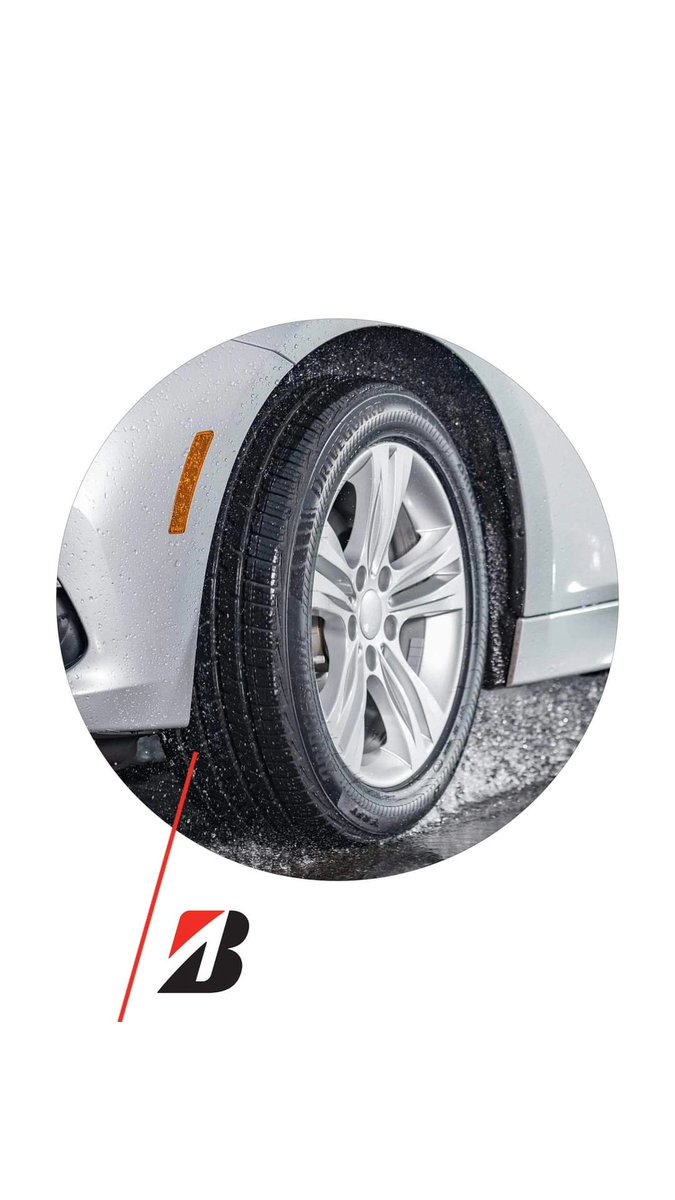 rodacarneumatic's tweet photo. Manteniéndome confiado en el camino, incluso bajo la lluvia. Bridgestone  el neumático  N1 https://t.co/r8W79MrFJ2