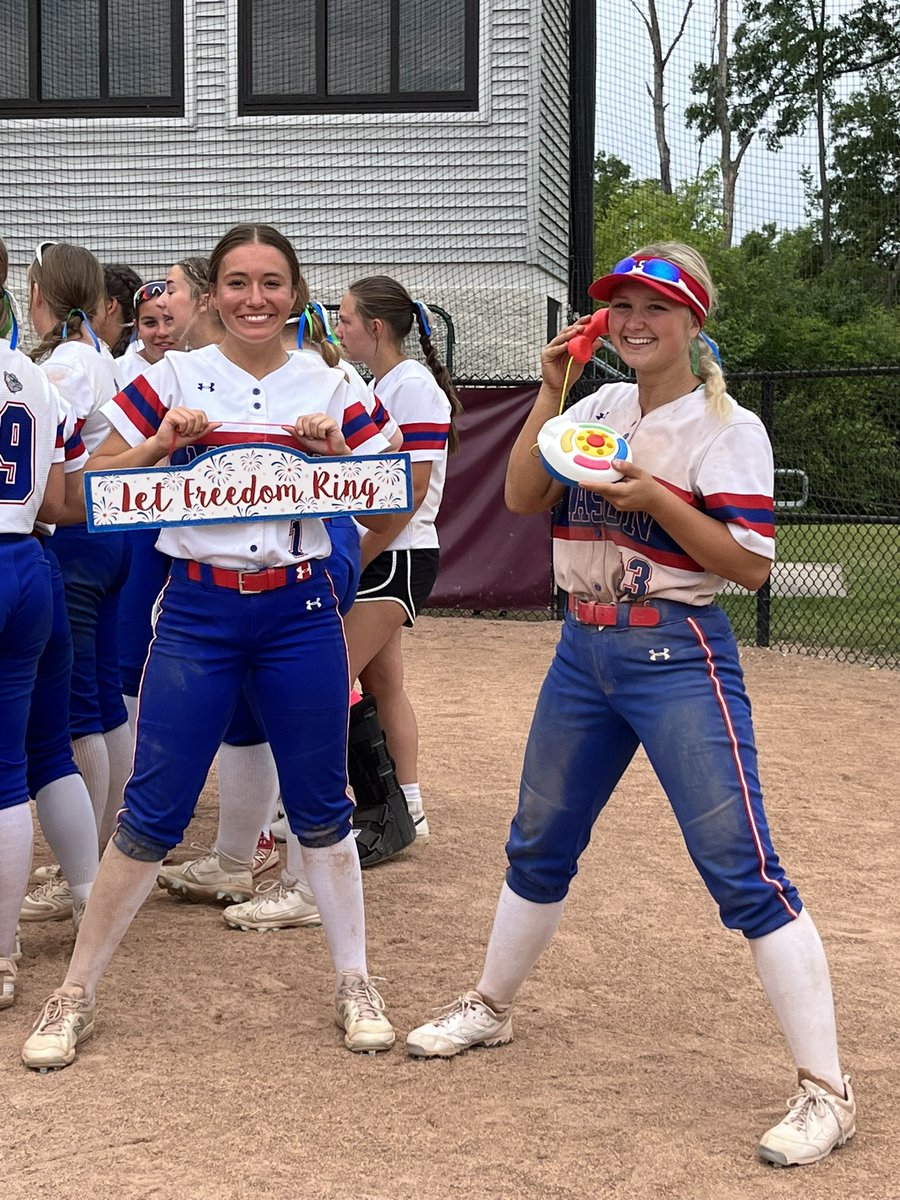 Congratulations to <a href="/HaileyKruiz/">Hailey Kruizenga</a> for making Honorable Mention All-State in Division 2. Proud of you, kiddo! Can't wait to see what the future holds for you! 
#BulldogPride
