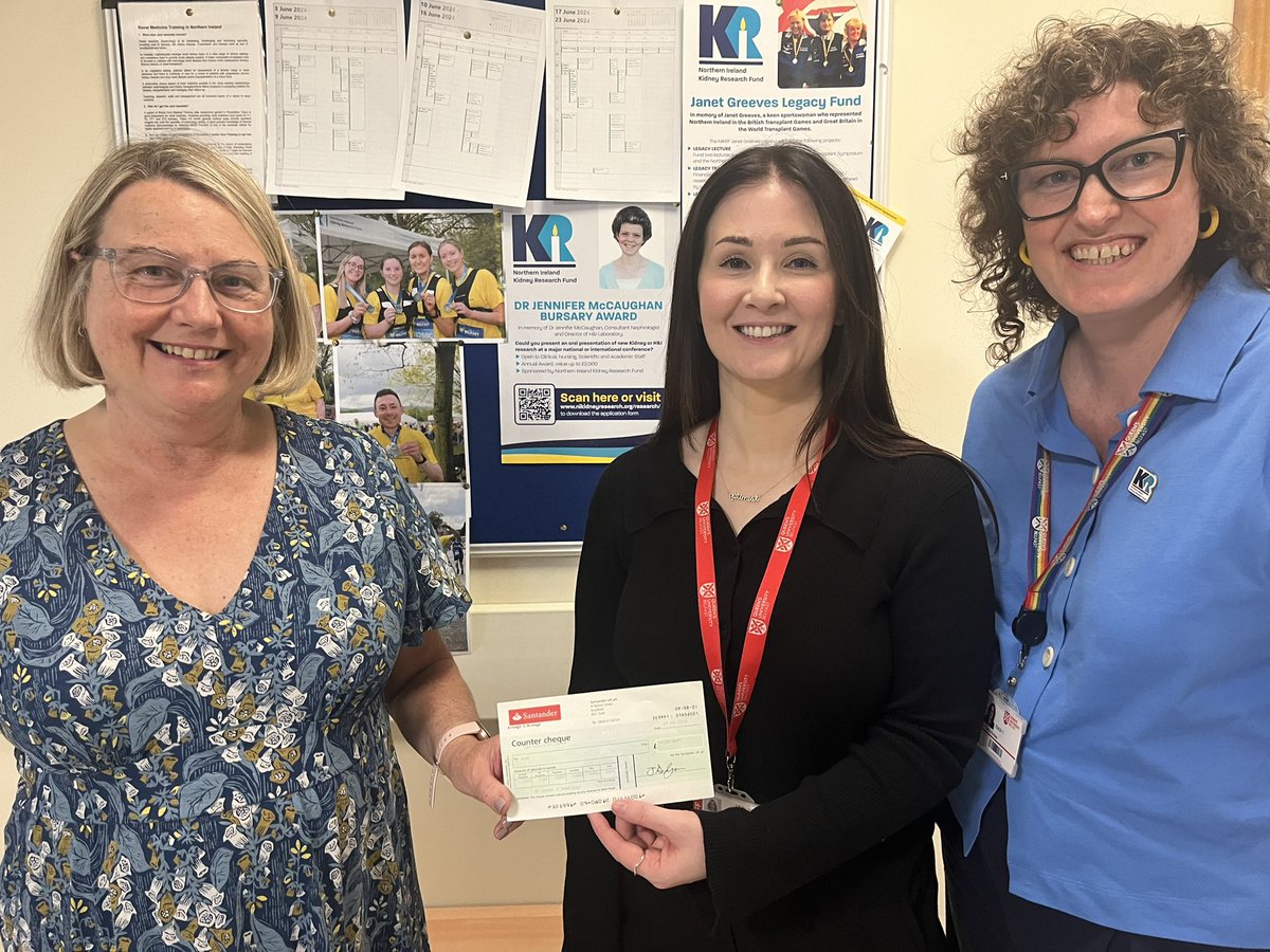 Passing funds on raised by the Kidney Kweens in Belfast Marathon 2024 for <a href="/NIKRFcharity/">Northern Ireland Kidney Research Fund</a> 🏃‍♀️🤸 Such a worthy cause! And thanks so much to <a href="/ConorHamilt0n/">conor hamilton</a> <a href="/QUBSONM/">QUBNursing&Midwifery</a> for all the organising!! Best of luck to Susan Kee as she steps down from the Chair role after 4 inspiring years! ⭐️