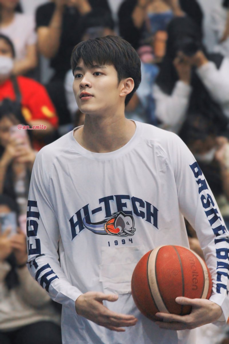 an_smile's tweet photo. 🏀 เกมส์บาสกับมีนนิชา
#Meennicha8
#NUMBER88 https://t.co/wKwxjgo2gG