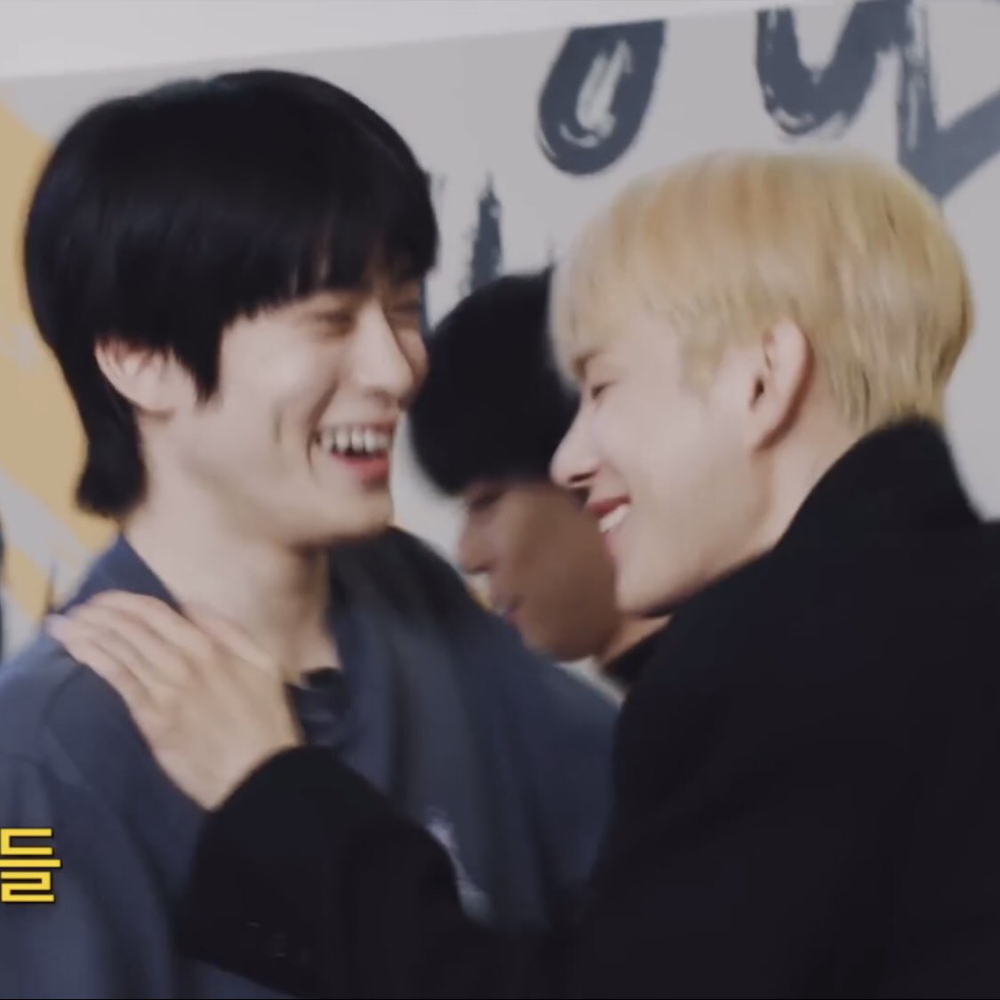 JAEWOOLOOKS's tweet photo. be happy, jaehyun and jungwoo https://t.co/LLUd8Av6yB