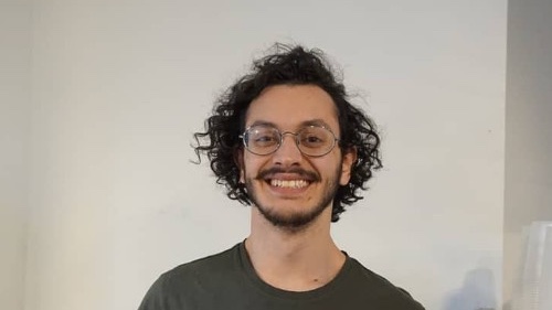 StopAntisemites's tweet image. NYC - two teachers from the Jewish @HeschelSchool post themselves in a keffiyeh terror scarf, causing outrage amongst students and families. 

The teachers have been identified as Samuel Bischof and Jessica Lee.