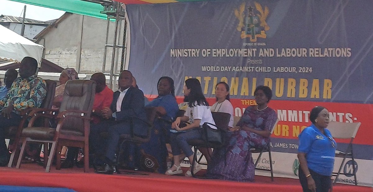kobengkyereh's tweet photo. As the community engagement continues at Jamestown MantseAgbonaa to mark #WADCL, the key principle remains seeking the #bestinterest of the child in all we do
#HazardousEmployment & #ExploitativeChildLabour hurts a child's proper devt
#SDGs
.@WorldCocoa
.@GPforEducation
.@USAID https://t.co/hlSGf38qHz