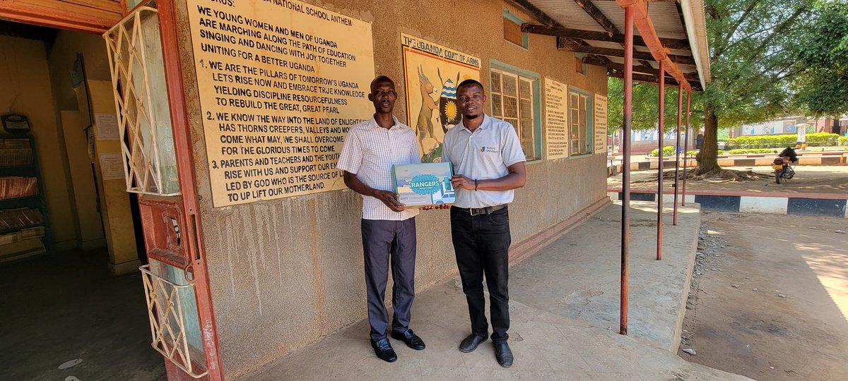 Sunlibdept's tweet image. RANGERS CODING KIT DISTRIBUTION: 
Today, Mr. @lujjaziiz from @Sunlibdept handed over more coding kits from @LevaFoundation to Lira Public Library and  3 schools in Lira City to help boost the Unplugged Coding Agenda
#Coding4Mandela
