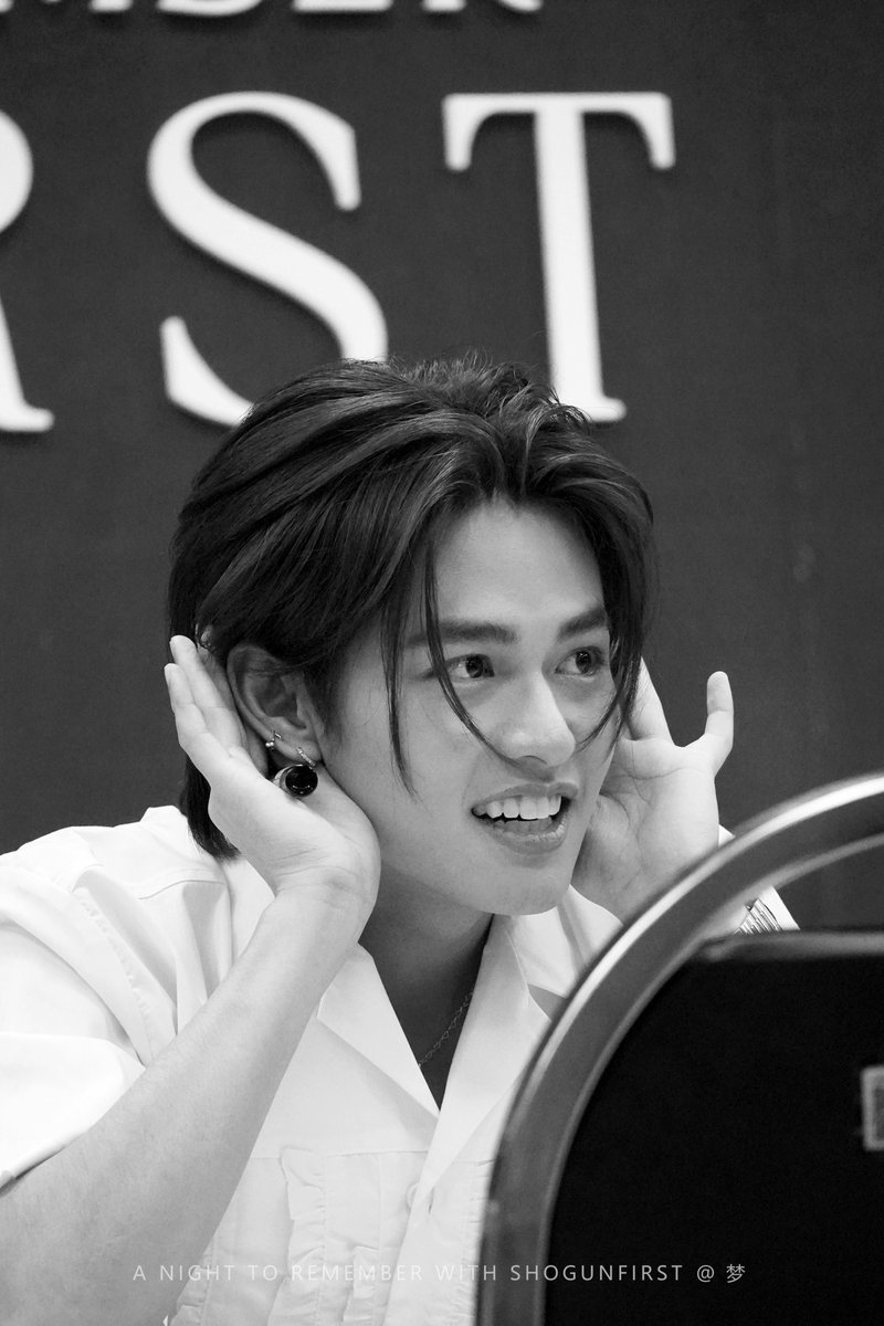 Elaine1991321's tweet photo. 🖤
#ShogunFirst1stfansign
#DeepNightTheSeries
#shoguunn #firstpiyangkull
@shoguunn https://t.co/zan79Hqd3S