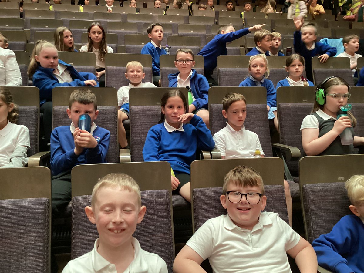 Year 3 tweet media