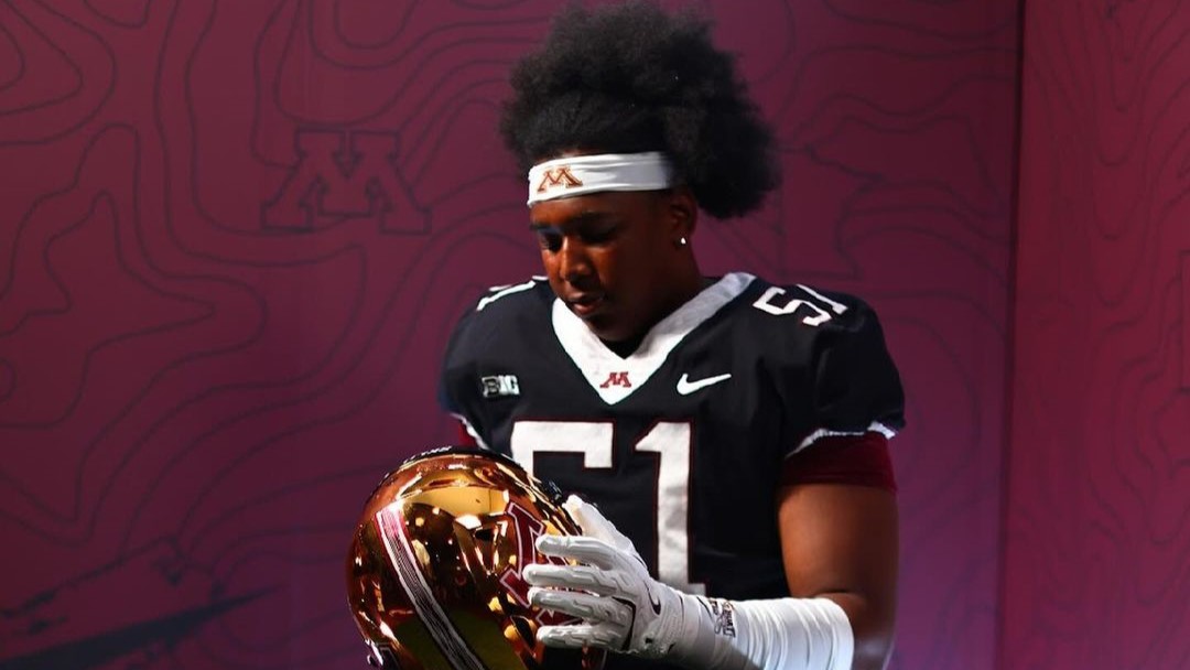 Ryan Burns (@ryanburnsmn) on Twitter photo West Coast analyst <a href="/GregBiggins/">Greg Biggins</a> details what the #Gophers are getting in new OL commit <a href="/DanielShipp07/">Daniel “DJ” Shipp Jr</a>.
"Shipp is one of the more intriguing offensive lineman out West. For starters, he's a true tackle and those are always hard to find."
247sports.com/college/minnes… West Coast analyst <a href="/GregBiggins/">Greg Biggins</a> details what the #Gophers are getting in new OL commit <a href="/DanielShipp07/">Daniel “DJ” Shipp Jr</a>.
"Shipp is one of the more intriguing offensive lineman out West. For starters, he's a true tackle and those are always hard to find."
247sports.com/college/minnes…