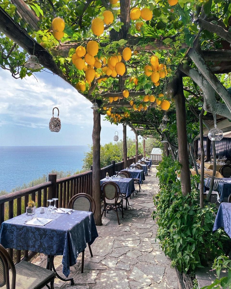 Earthplaces99's tweet photo. Italy https://t.co/eB0AmUgAIZ