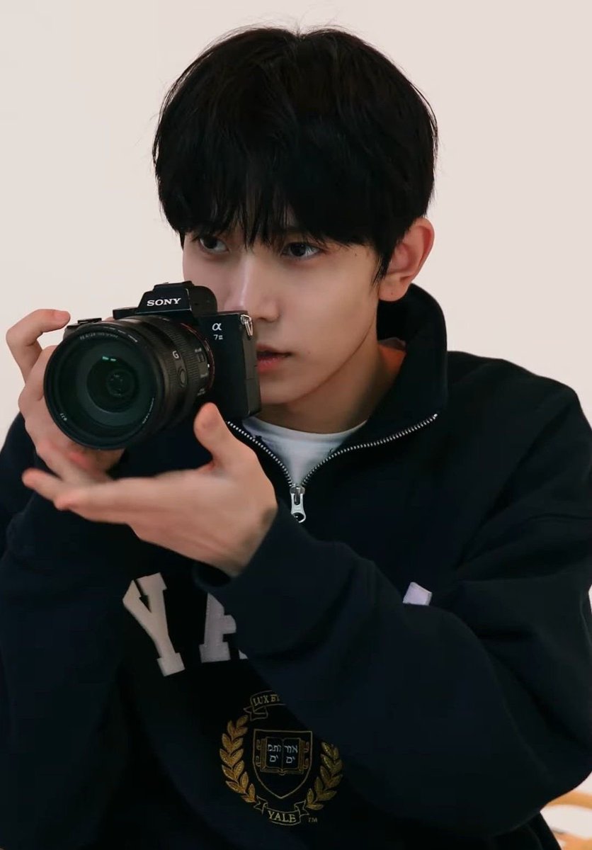 got a pretty face          pretty boyfriend too

#heskiran