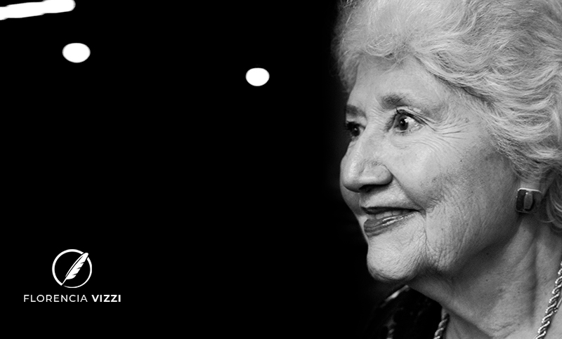 Desde Neruda y Allende, a Cortázar,Borges, Piazzolla, Pizarnik y María Elena Walsh, todos pasaron por el lente de la gran Sara. La historia de la fotografía argentina y latinoamericana nunca podrá ser contada sin pasar por su nombre.