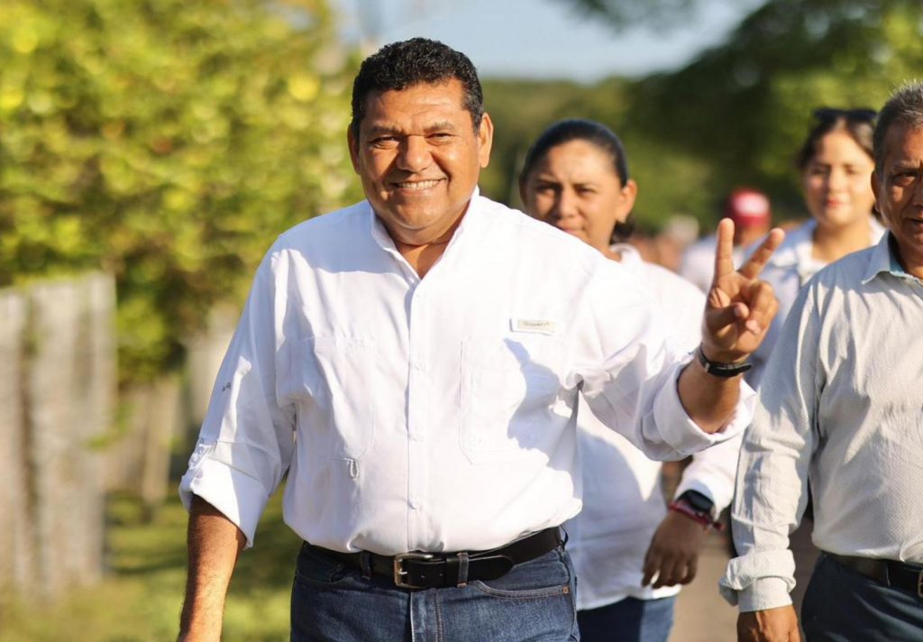 Jesus_ManuelT's tweet photo. Comparto la #columna ✍🏻 TESTIGO FIEL: 'May, se desmarca de antecesores' | JT noticias https://t.co/6EEp63QVtm https://t.co/7hPAvNx6JN