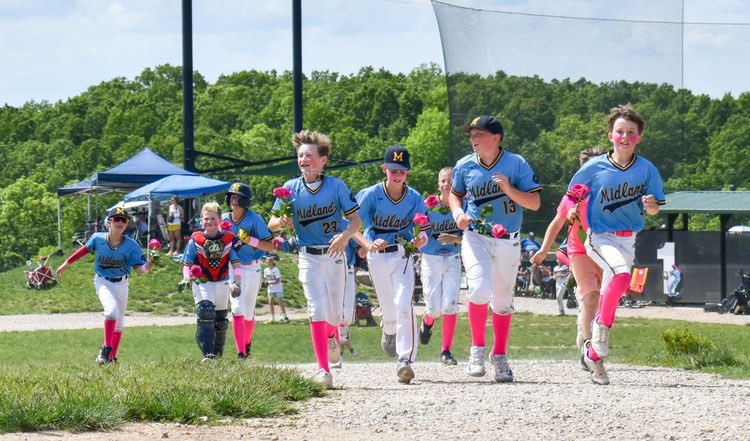 Best of luck to #TheMidget and his 11u <a href="/Midland_Spfld/">Midland Springfield Baseball</a> team as they venture to KC for <a href="/USSSA/">USSSA</a> State Championships this weekend. Lesgo win 6 games and bring home the ship’