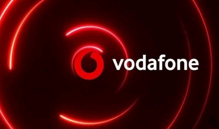 mehmetyetim63's tweet photo. Mehmet Bey merhaba 
Hayırlı bayramlar 

Şanlıurfa Akçakale Şehitnusretbey 
Kurudere mah 
1 yıldır aşan süredir Vodafon şebekesi hiç yoktur sürekli müşteri hizmetlerine durumu bildirmemize rağmen ilgilenen hiç olmadı.

Aynı zamanda Vodafon şebeke baz istasyonu 500 mt ötede olmasına rağmen baz istasyon bakımı şebeke onarımı hiç yapılmıyor.

Vodafon bizden her ay  devlet vergisi ve fatura borcunu almasına tahsil etmesine rağmen vodafon şebekesi çökmüş durumda acil durumlarda dahi iletişim kurmakta zorluk çekiyoruz bu paylaşımı yapsanız burdaki yüzlerce Vodafon şebekesi tarafından mağdur bırakılan  halkın sesi ancak sizler olursunuz.

Inanin şu anda çok kötü şartlar altında  Vodafon hat temsilcilerini şebekede mağdur ediyor