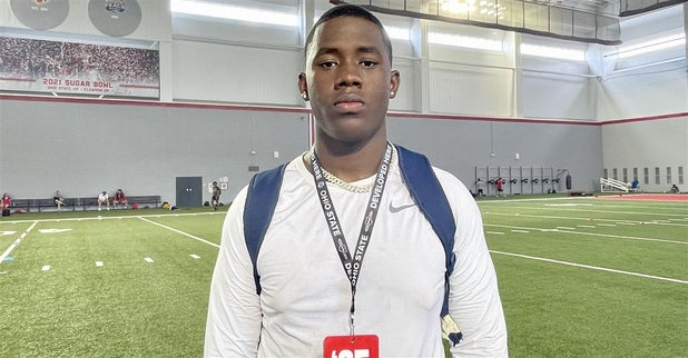 Bucknuts247's tweet photo. WATCH: Buckeye offensive line offer @BigNash_77 discusses his #OhioState visit, making it back for an official visit and more.
https://t.co/JiLdOxsyXw https://t.co/wk4pAijAWq