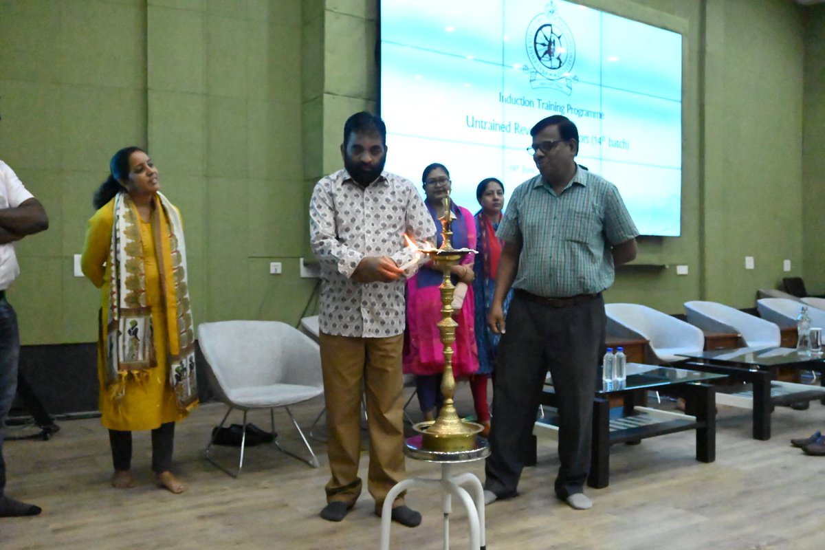 OfficersRevenue's tweet image. The 14th Induction Training Program for untrained Revenue Inspectors has been inaugurated at Revenue Inspectors Training Institute @OfficersRevenue .This comprehensive 55 working day program is designed to enhance their skills and knowledge. #RevenueInspectors #TrainingProgram