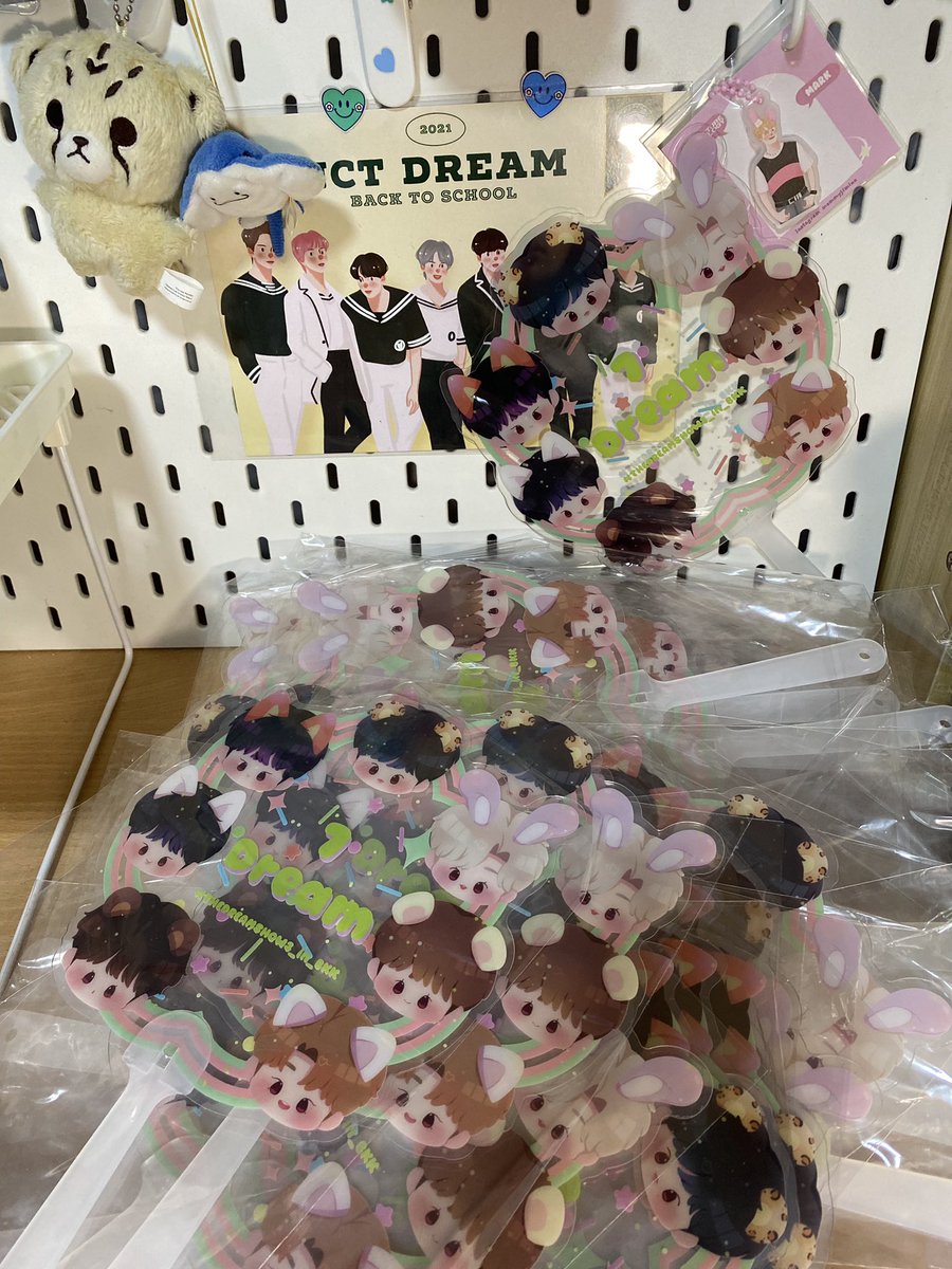 JJungwuu's tweet photo. ✨pls  rt ✨
giveaway #GiveawayJJi
 
💚 7 DREAM พัดใส : 50 ea/day

Location📍: rajamangala national stadium 
Date❣️: 22- 23 june 2024

กติกา
-RT
-ห้ามหยิกหลังเด็กๆ!!

🫶ใครสนใจแลก เดมมาได้เลยนะคะ🫶
#THEDREAMSHOW3_in_BKK
#NCTDREAM_THEDREAMSHOW3inBKK 
#NCTDREAM_THEDREAMSHOW3_IN_BKK https://t.co/PDs5rwgBLo