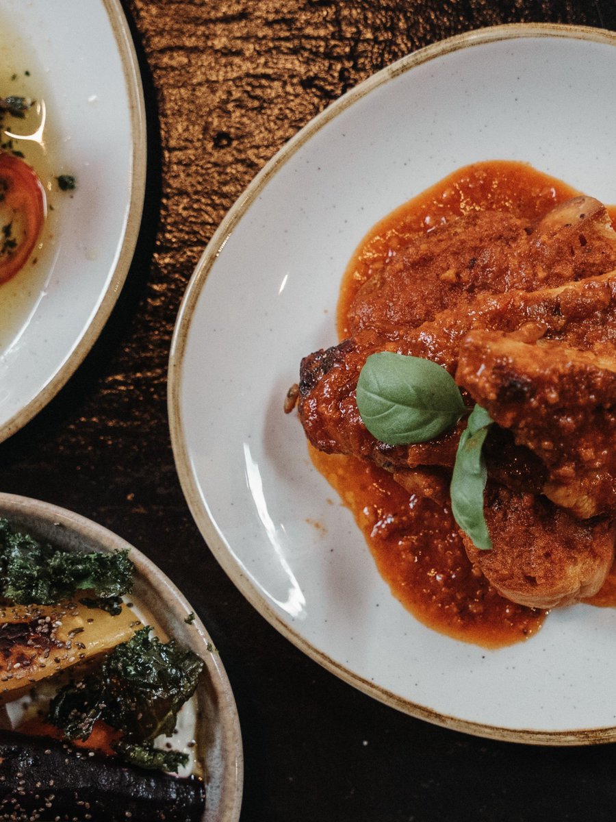 Swipe for delicious Spanish Tapas 😍

Whether it's a light lunch or an indulgent dinner, we've got the perfect spot for you.

Book with us here >  bit.ly/2swFwra