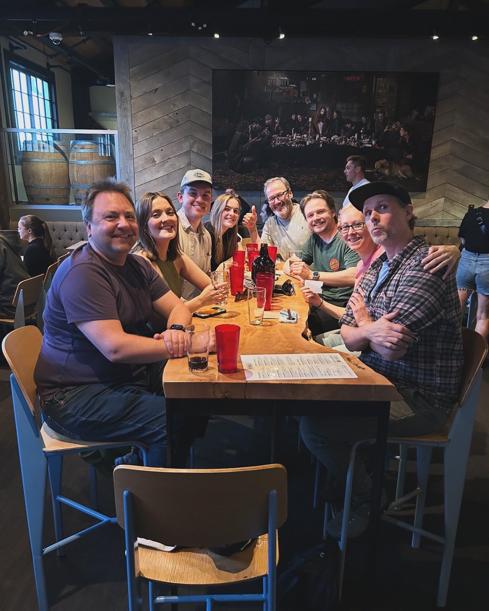 NiceGuysTrivia's tweet image. Thanks to everyone who played last night at @brewhallyvr with @thecarmencruz! And congrats to the top 3 teams:
🥇The Axolotls
🥈Jack’d-Off-O’-Lantern 
🥉Olympic Village People