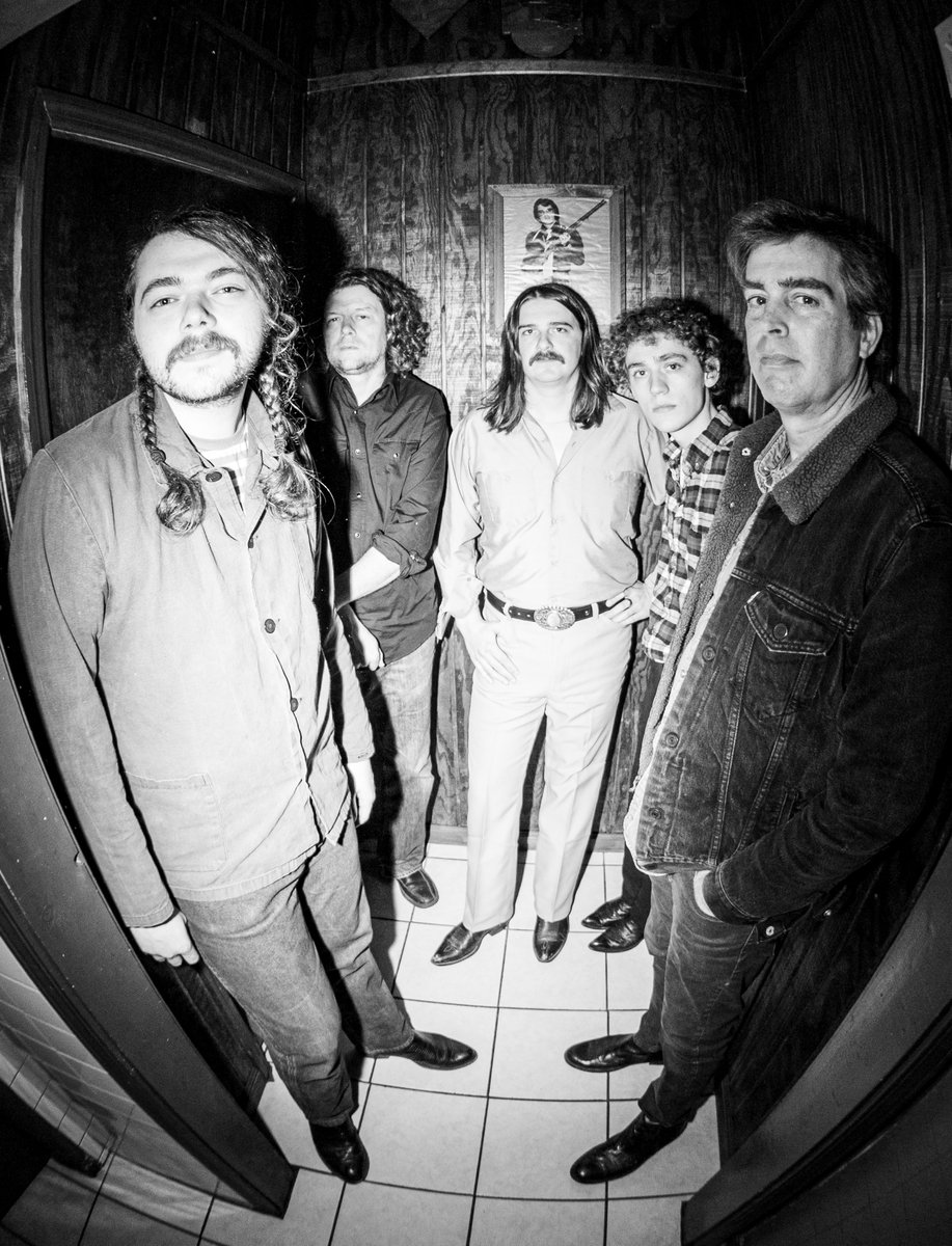 HorseshoeTavern's tweet image. 💥JUST ANNOUNCED💥@thepinkstones,  Athens, GA musicians consisting of former members of the Drive-By Truckers and The Glands, are coming to the Horseshoe Tavern on September 12th!

🎟🎟🎟 Tickets on sale at showclix.com/tickets/thepin…

#thepinkstones #horseshoetavern #torontomusic