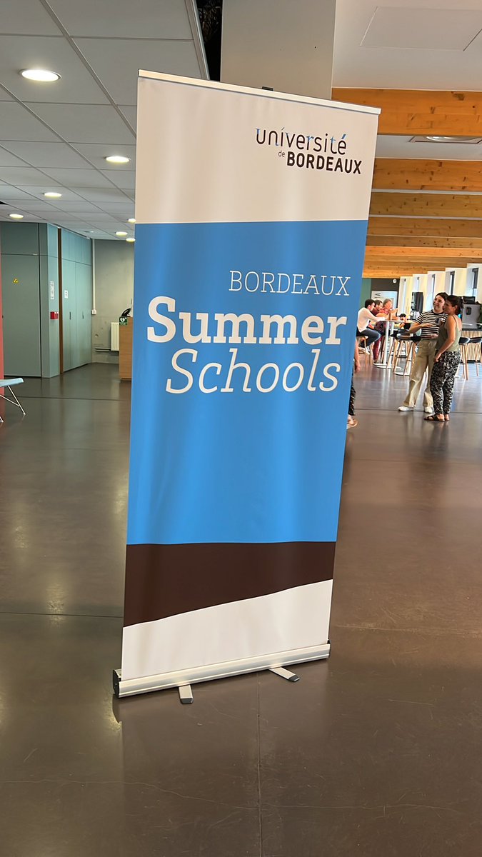 Very pleased to be back in Bordeaux as part of the faculty for the Electrophysiology Summer School #liryc #epeeps