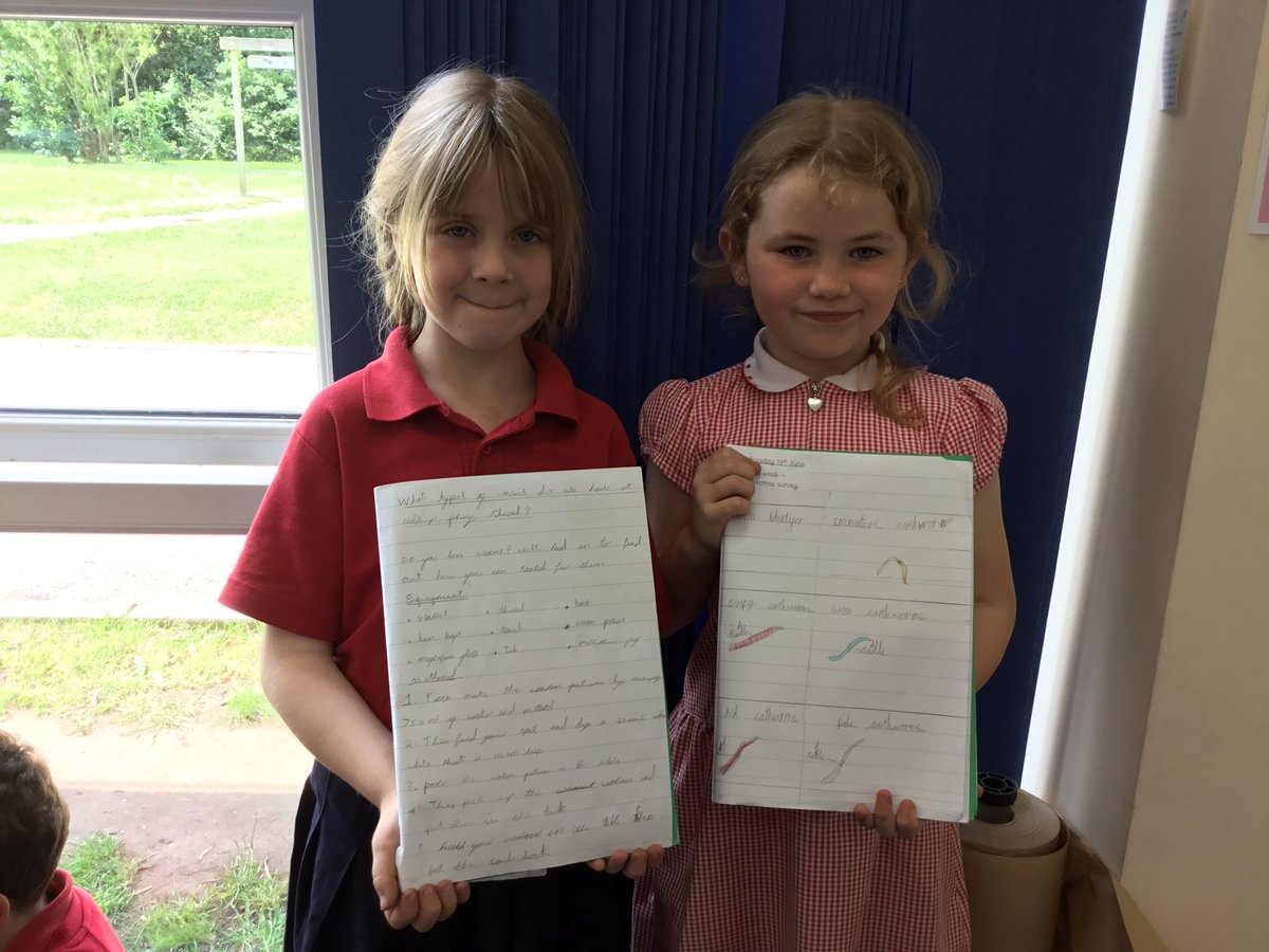 CuddingtonPri's tweet photo. We have had a science day in year two. We have looked at different types of worms, written a set of instructions to find them and finally searched for earthworms outside. #cuddingtonscience #cuddingtoneco #cuddingtony2 https://t.co/J0802cewc1