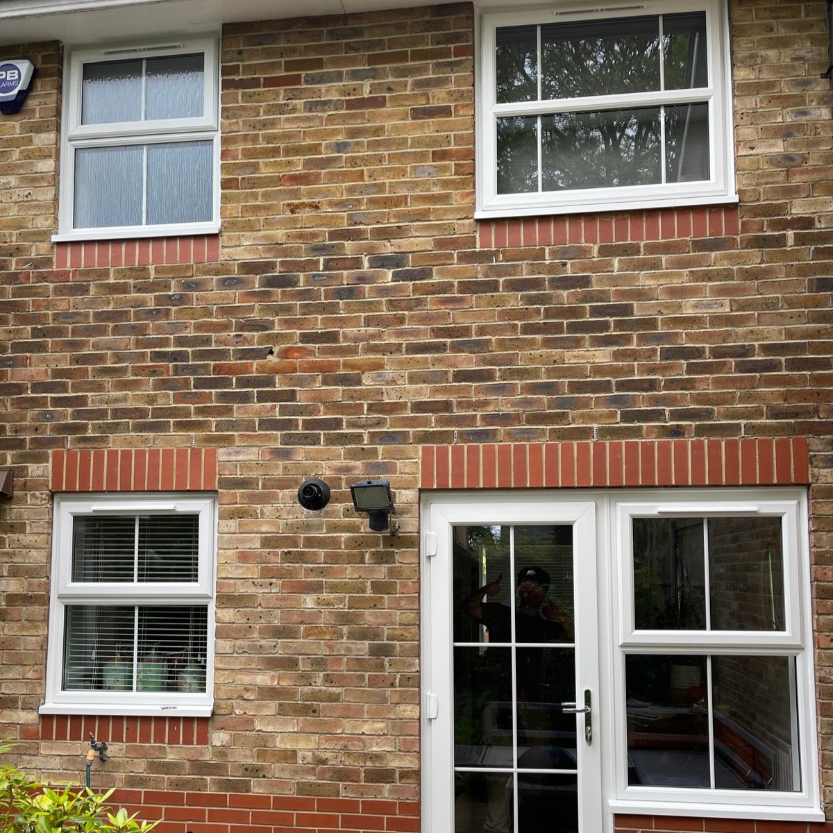 WembleyWindows's tweet image. Take a look at our uPVC window and door combination. This combination ensures energy efficiency and security while offering a clean, modern aesthetic. Perfect for letting in natural light and providing easy access to your garden.   #WhichTrustedTraders #WembleyWindows