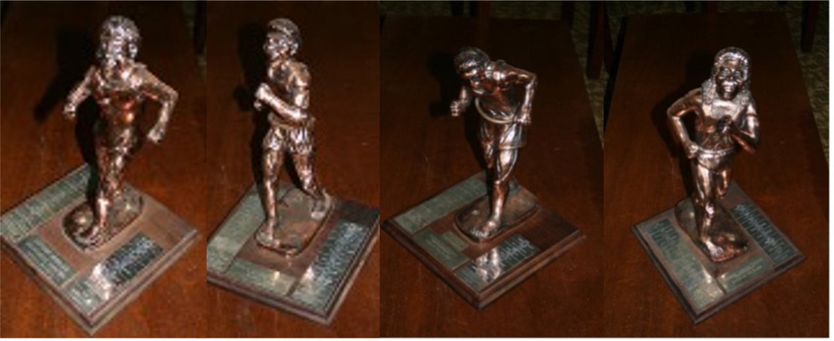 🔟 days to go.  When you visit the trophy cabinet at Walkerbouts, look out for the winner and king/queen of the kloof trophies, made by Jim Ngxabazi from Ikhwezi Lokusa pottery school.
#breathtakingtrailrun