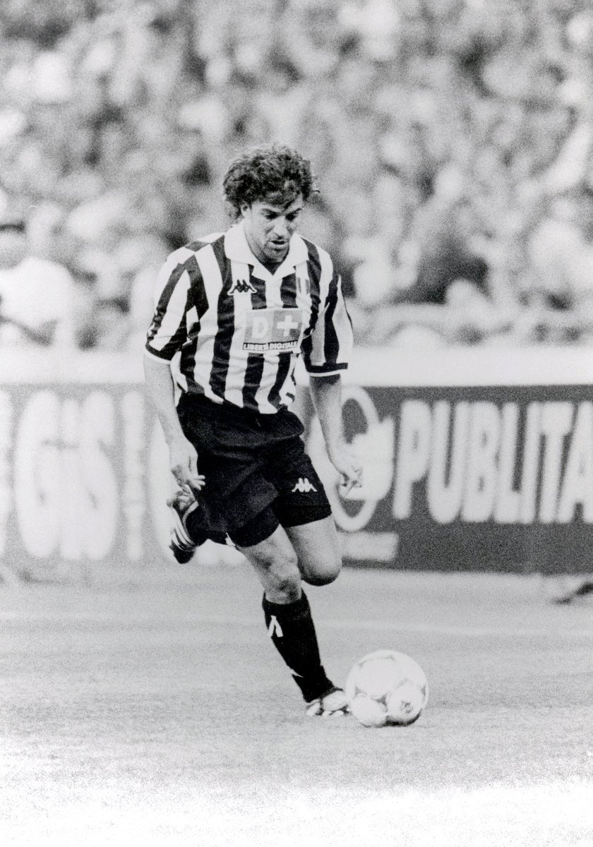 juventusfcid's tweet photo. AURA. ⚪️⚫️ https://t.co/e0dDofRaEP