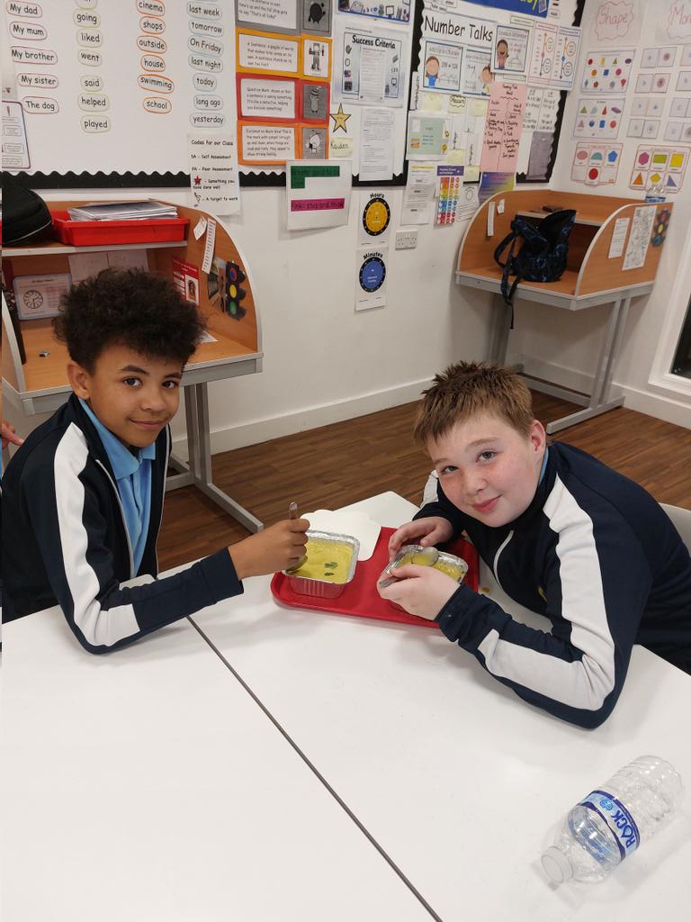 Room 3 enjoyed making carrot and coriander soup this afternoon as part of their Junior Duke Award. Both pupils said it tasted great 😀.