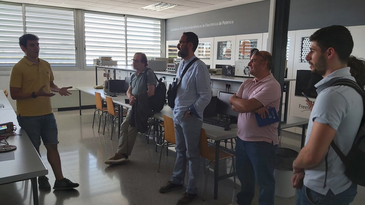 I3A - UNIZAR (@i3aunizar) on Twitter photo Y nos hemos acercado a los laboratorios de Tecnologías Óptica Láser #TOL, Robótica #RoPeRT, Electrónica de Potencia #GEPM y Biodiesel <a href="/GPT_research/">Thermochemical Processes Group</a> Y nos hemos acercado a los laboratorios de Tecnologías Óptica Láser #TOL, Robótica #RoPeRT, Electrónica de Potencia #GEPM y Biodiesel <a href="/GPT_research/">Thermochemical Processes Group</a>