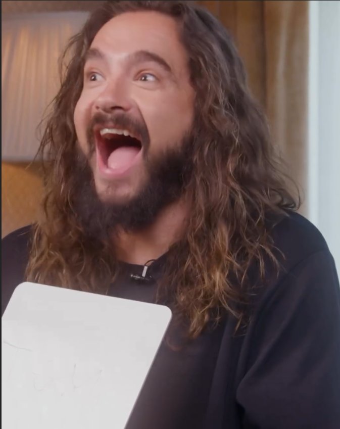 hiisa_1's tweet image. Bill diciendo que cree que tom es bueno en la cama❤️‍🔥
Tom: