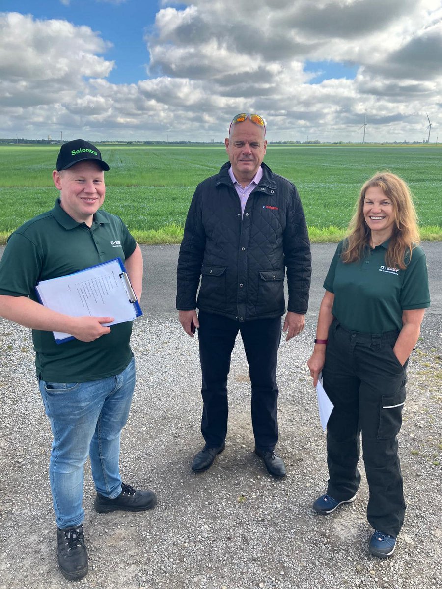 Killgerm's tweet photo. What a great day so far! Bacon sandwiches, auditing, trapping, drones, fish and chips.. and the sun is still shining! ☀️
#Killgerm #BASF #farm #event https://t.co/OGZ0FWXUUt