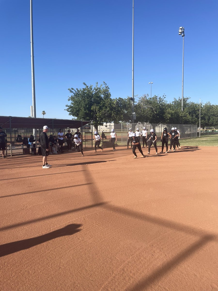 Thank you Coach Dave and Coach Tidd for spending time with us!  Always great having you out sharing the knowledge with our athletes!  <a href="/MercadoAcademy/">Athletics Mercado Academy</a> <a href="/AMercadoAZ/">Athletics Mercado AZ MO</a>