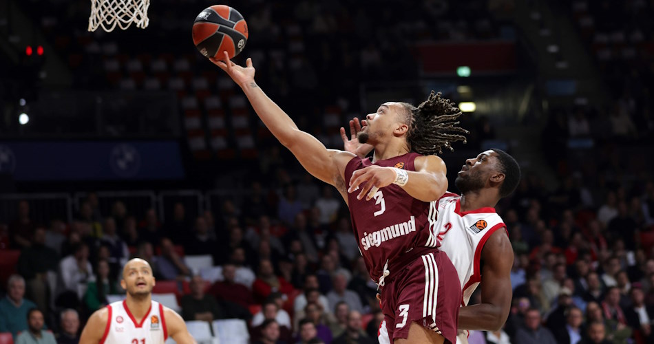 nlsetv's tweet photo. Quite the 1⃣st season in the @easyCreditBBL for @Cboogie_3 . Check out the full story in the link below as we look back on the American-born guard's championship 🏆 season in Germany 🇩🇪:
https://t.co/prV1SwiSfG
#CarsenEdwards #BBL #FinalsMVP #InternationalBasketball https://t.co/qRXDZpTjdT