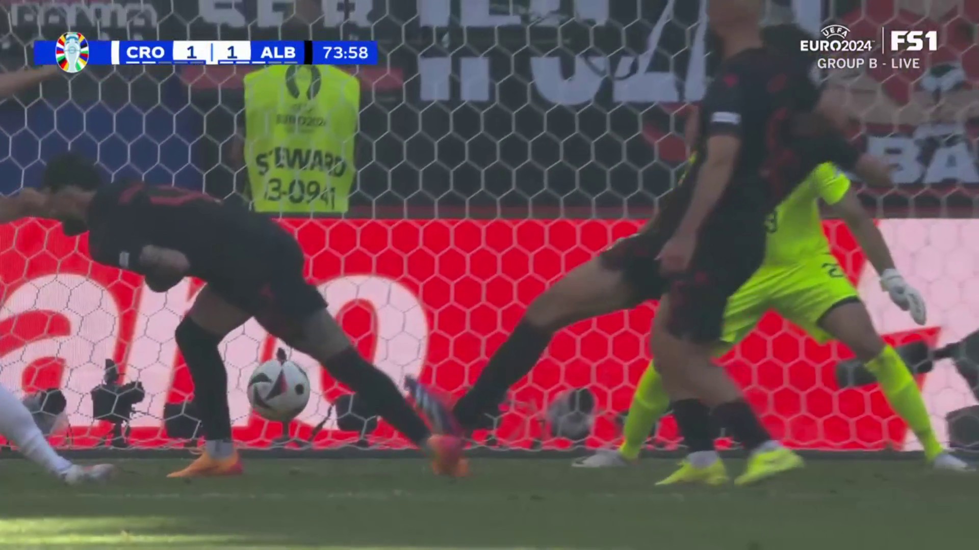 What a birthday present 🎁Andrej Kramarić finds the equalizer 🇭🇷