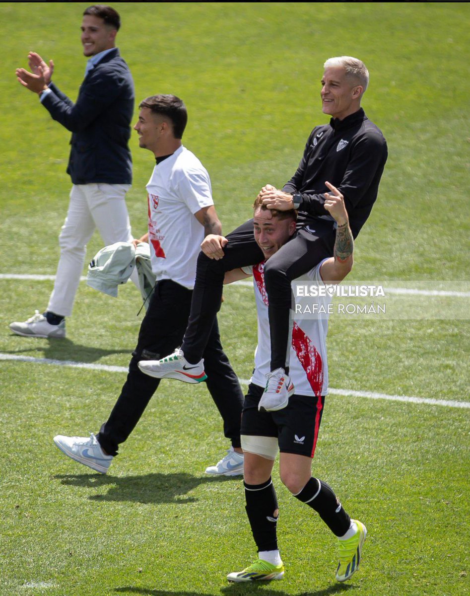 Javi Martínez tweet media