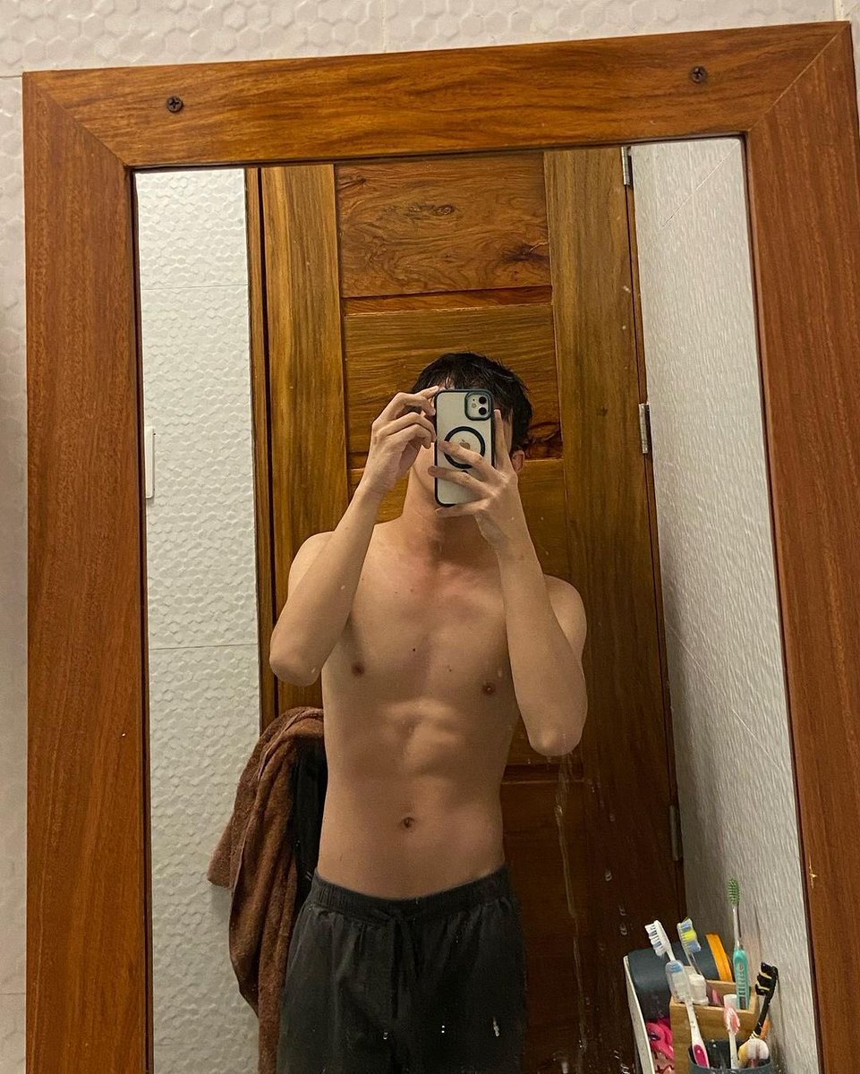 EveEve2002's tweet photo. อาบน้ำกัน💦😜 https://t.co/5ygjARDzXN