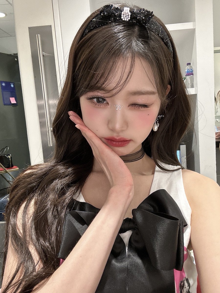 ivepics_'s tweet photo. 🐰🫧 https://t.co/J6J5k5esGf
