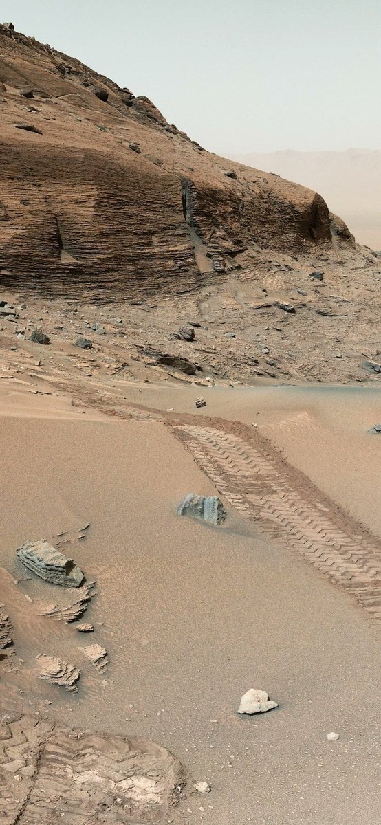 Extremely detailed view of Mars by NASA's Curiosity Rover